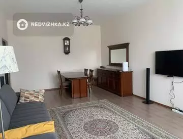 2-комнатная квартира, этаж 18 из 21, 90 м²