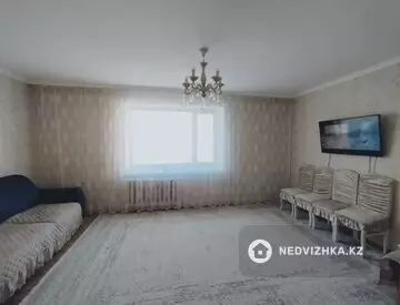 3-комнатная квартира, этаж 6 из 6, 80 м²