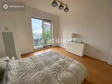 2-комнатная квартира, этаж 4 из 6, 76 м²