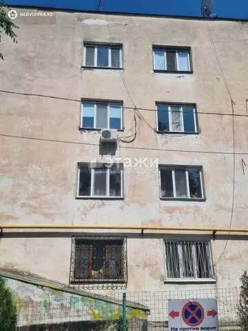 2-комнатная квартира, этаж 3 из 4, 45 м²
