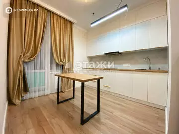 2-комнатная квартира, этаж 3 из 16, 45 м², на длительный срок