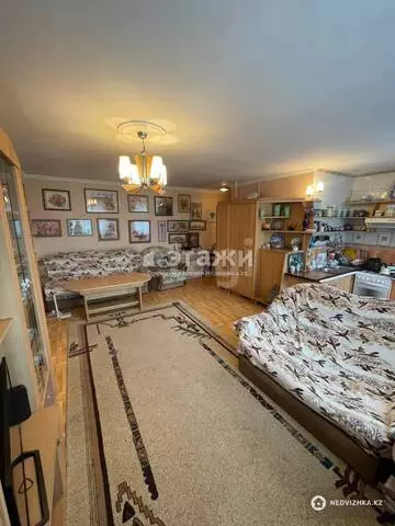 2-комнатная квартира, этаж 3 из 4, 45 м²