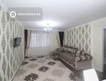 2-комнатная квартира, этаж 3 из 6, 46 м²