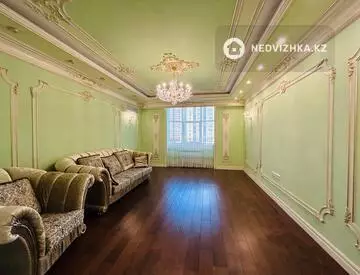 2-комнатная квартира, этаж 5 из 19, 100 м²