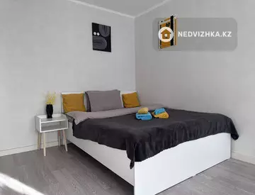 2-комнатная квартира, этаж 1 из 5, 48 м², посуточно