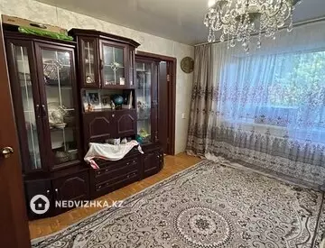 2-комнатная квартира, этаж 2 из 2, 37 м²