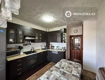 3-комнатная квартира, этаж 4 из 5, 73 м²