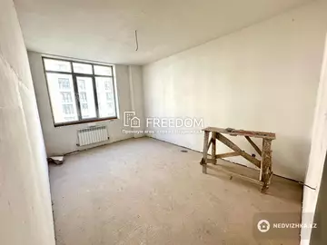 3-комнатная квартира, этаж 3 из 8, 104 м²