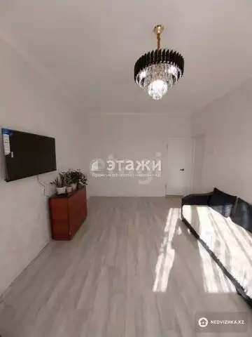 1-комнатная квартира, этаж 9 из 9, 40 м²