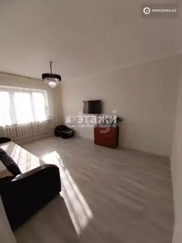 1-комнатная квартира, этаж 9 из 9, 40 м²