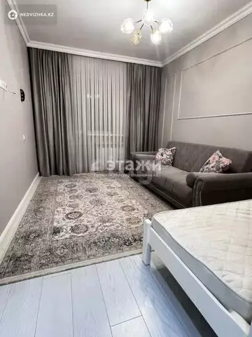 1-комнатная квартира, этаж 3 из 9, 38 м²