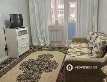 1-комнатная квартира, этаж 1 из 9, 38 м²