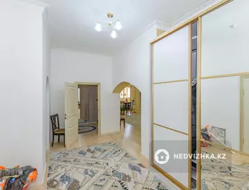 130 м², 4-комнатная квартира, этаж 2 из 10, 130 м², изображение - 16