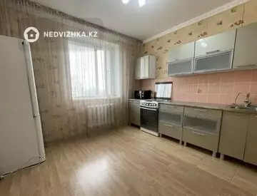 1-комнатная квартира, этаж 14 из 15, 43 м²