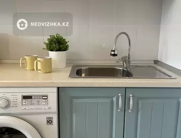 60 м², 2-комнатная квартира, этаж 3 из 9, 60 м², посуточно, изображение - 14