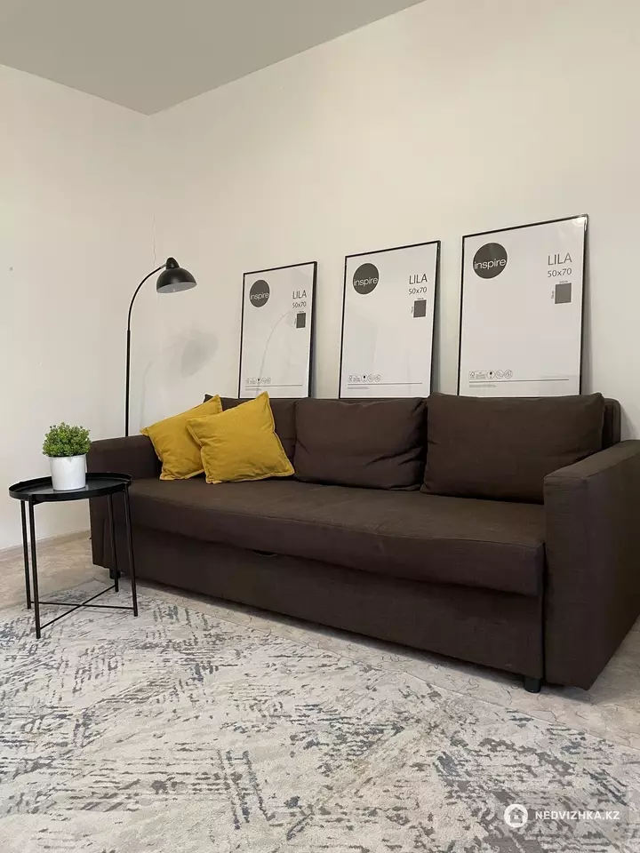 60 м², 2-комнатная квартира, этаж 3 из 9, 60 м², посуточно, изображение - 1