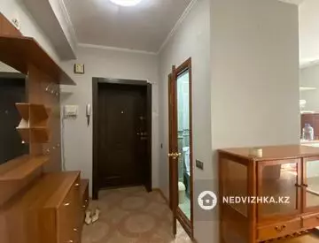 3-комнатная квартира, этаж 3 из 5, 85 м²