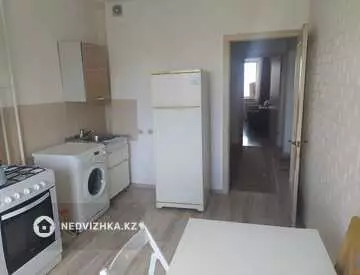 3-комнатная квартира, этаж 4 из 9, 70 м²