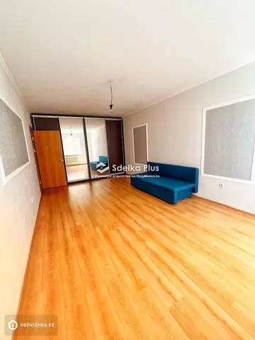 1-комнатная квартира, этаж 6 из 12, 42 м²