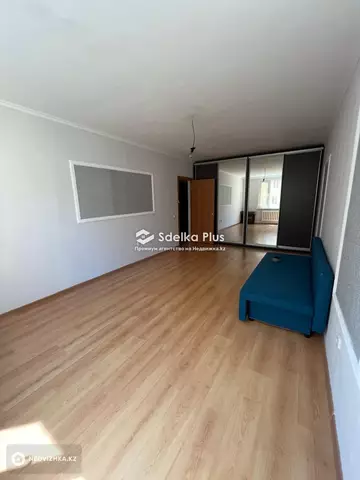 1-комнатная квартира, этаж 6 из 12, 42 м²