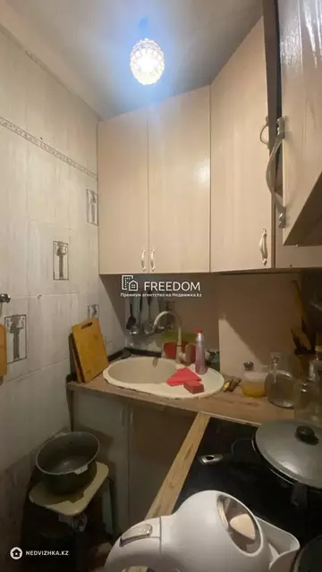 2-комнатная квартира, этаж 1 из 9, 65 м²