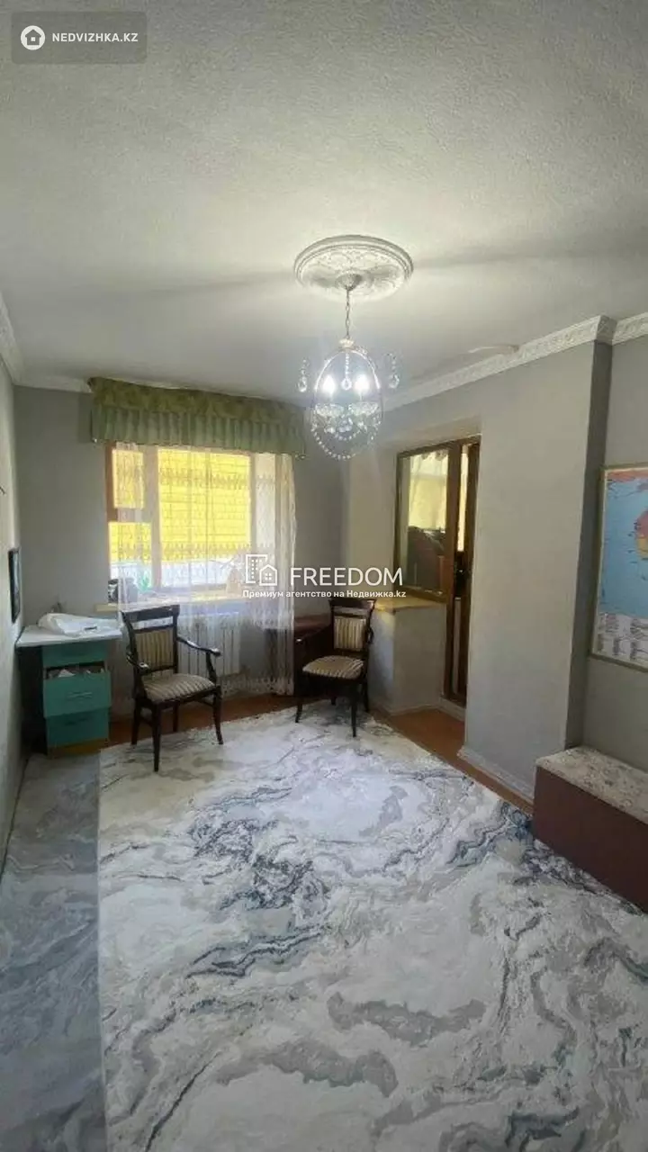 64.8 м², 2-комнатная квартира, этаж 1 из 9, 65 м², изображение - 1