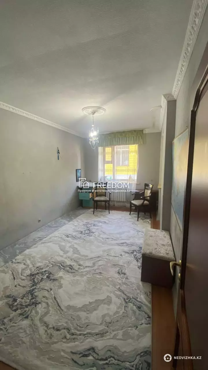 64.8 м², 2-комнатная квартира, этаж 1 из 9, 65 м², изображение - 1