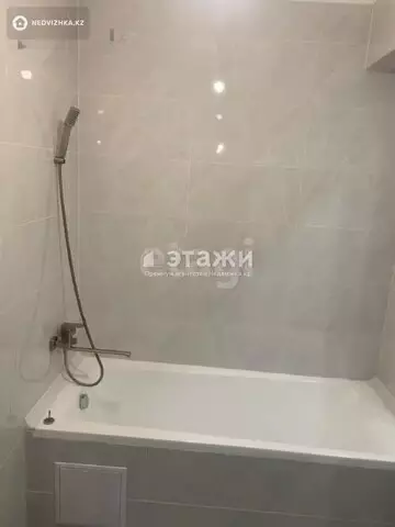 3-комнатная квартира, этаж 4 из 10, 92 м²