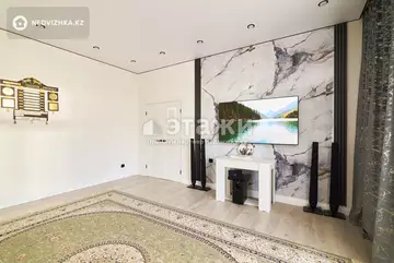 3-комнатная квартира, этаж 2 из 12, 100 м²