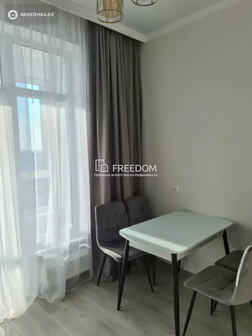 1-комнатная квартира, этаж 15 из 16, 38 м²