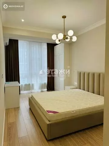 3-комнатная квартира, этаж 3 из 20, 102 м²