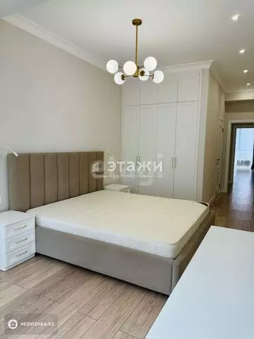 3-комнатная квартира, этаж 3 из 20, 102 м²