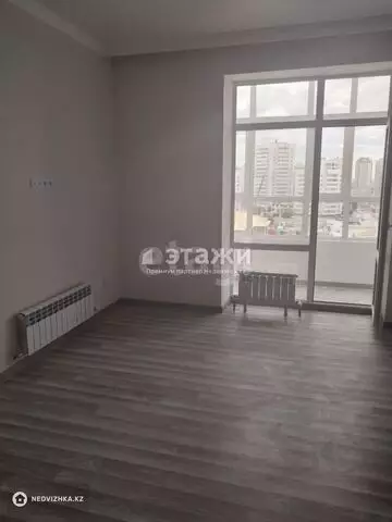 2-комнатная квартира, этаж 8 из 10, 50 м²