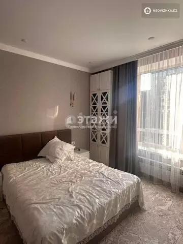 4-комнатная квартира, этаж 3 из 9, 131 м²