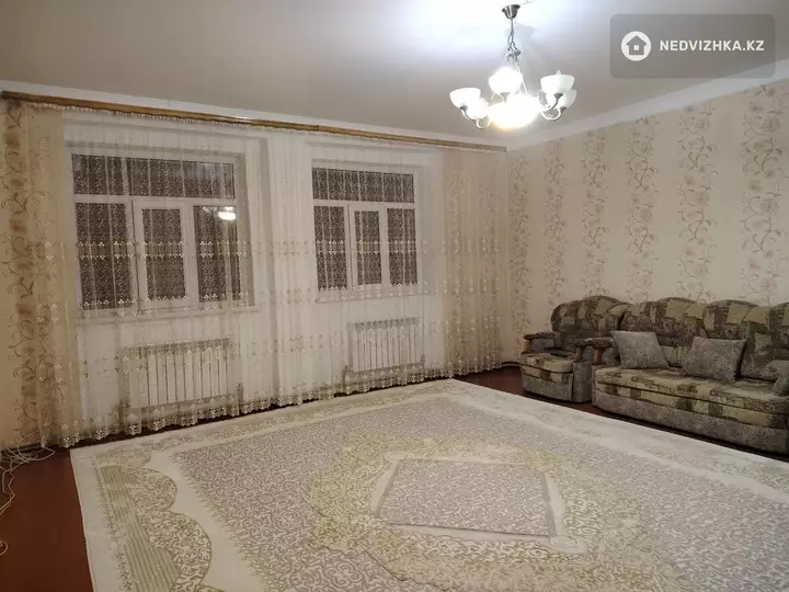 132 м², 4-комнатная квартира, этаж 1 из 2, 132 м², изображение - 1