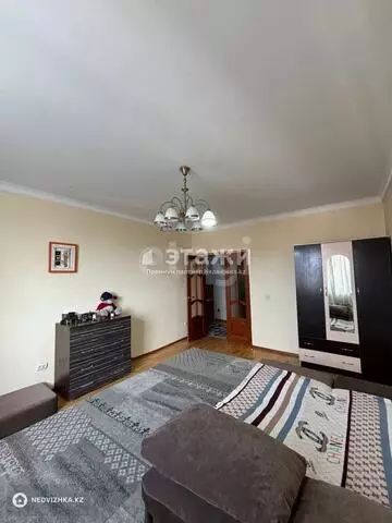 2-комнатная квартира, этаж 12 из 12, 67 м²