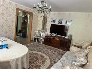 3-комнатная квартира, этаж 1 из 9, 79 м²