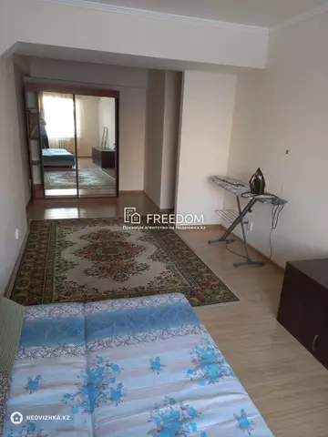 2-комнатная квартира, этаж 3 из 13, 87 м²