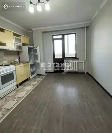 75 м², 2-комнатная квартира, этаж 10 из 12, 75 м², изображение - 5