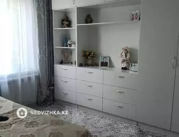 3-комнатная квартира, этаж 5 из 5, 57 м²