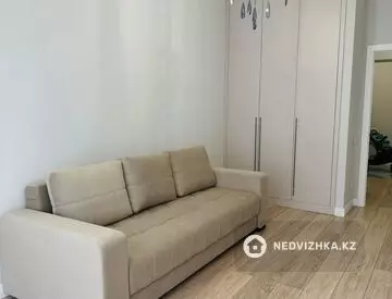 3-комнатная квартира, этаж 3 из 20, 101 м²