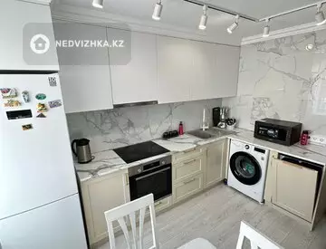 3-комнатная квартира, этаж 4 из 5, 70 м²