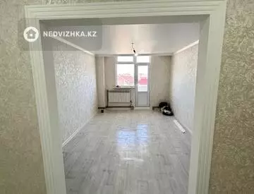 3-комнатная квартира, этаж 4 из 5, 74 м²