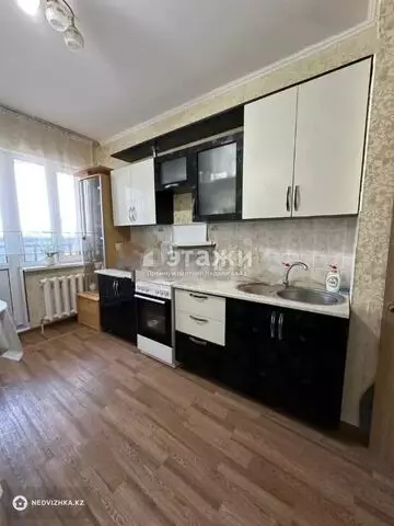 1-комнатная квартира, этаж 8 из 17, 44 м²