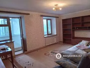 70 м², 3-комнатная квартира, этаж 2 из 9, 70 м², изображение - 0