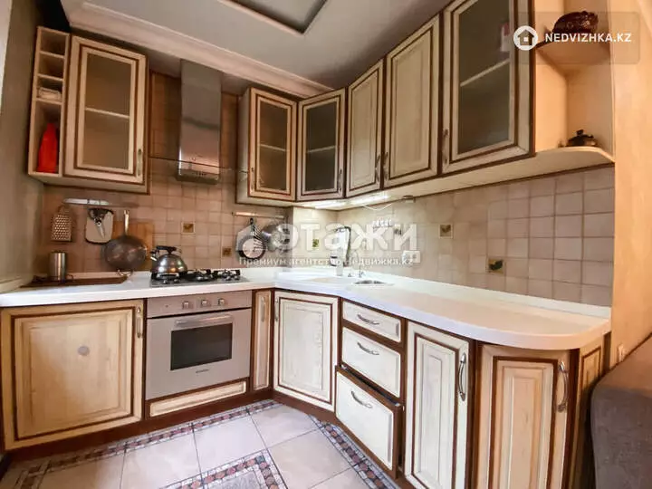65 м², 3-комнатная квартира, этаж 3 из 4, 65 м², на длительный срок, изображение - 1