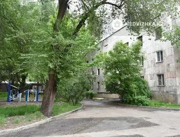 4-комнатная квартира, этаж 3 из 3, 87 м²