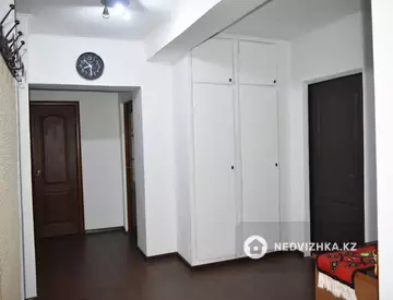 87.1 м², 4-комнатная квартира, этаж 3 из 3, 87 м², изображение - 6