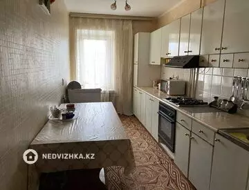 81.3 м², 4-комнатная квартира, этаж 3 из 5, 81 м², изображение - 0