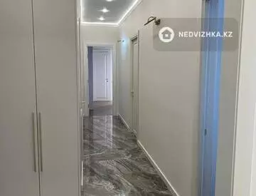 92 м², 4-комнатная квартира, этаж 19 из 19, 92 м², изображение - 2